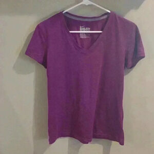 Nike Dri-fit regular fit short sleeve purple v-neck women's medium‎